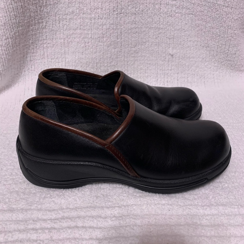Dansko 38